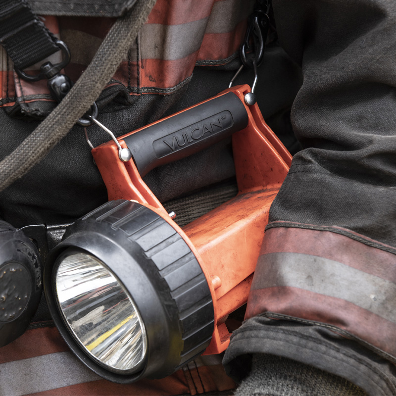 Fire Vulcan® LED | Firefighting Rechargeable Lantern | Streamlight®
