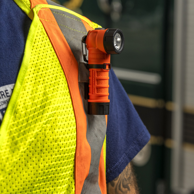 PolyTac 90® X | Lanterna de Angulo Reto | Streamlight®
