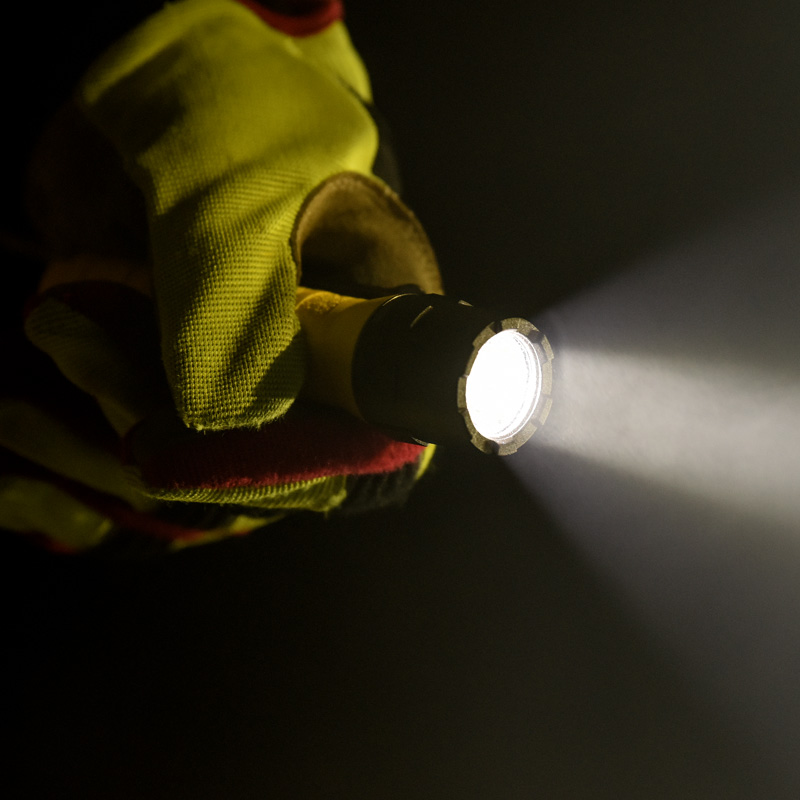 PolyTac® X | Lanterna Portátil Recarregável | Streamlight®