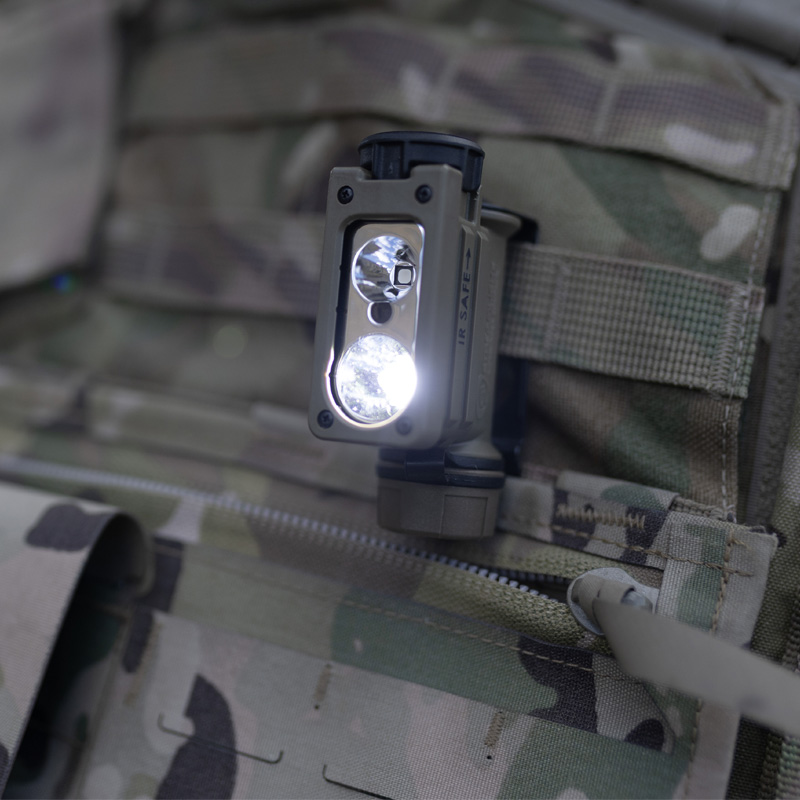 Sidewinder Compact® III | Tilting Head Flashlight | Streamlight®