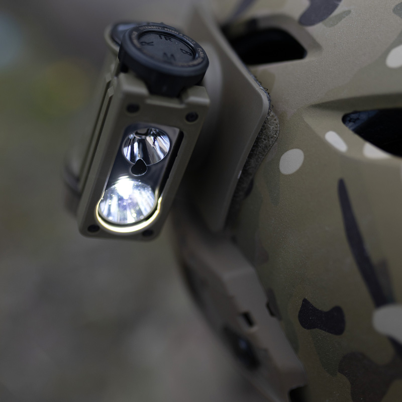 Sidewinder Compact® III | Tilting Head Flashlight | Streamlight®
