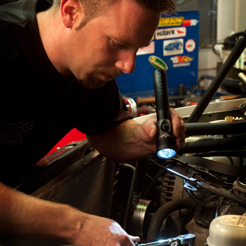 Stinger-LED-HL_Mechanic