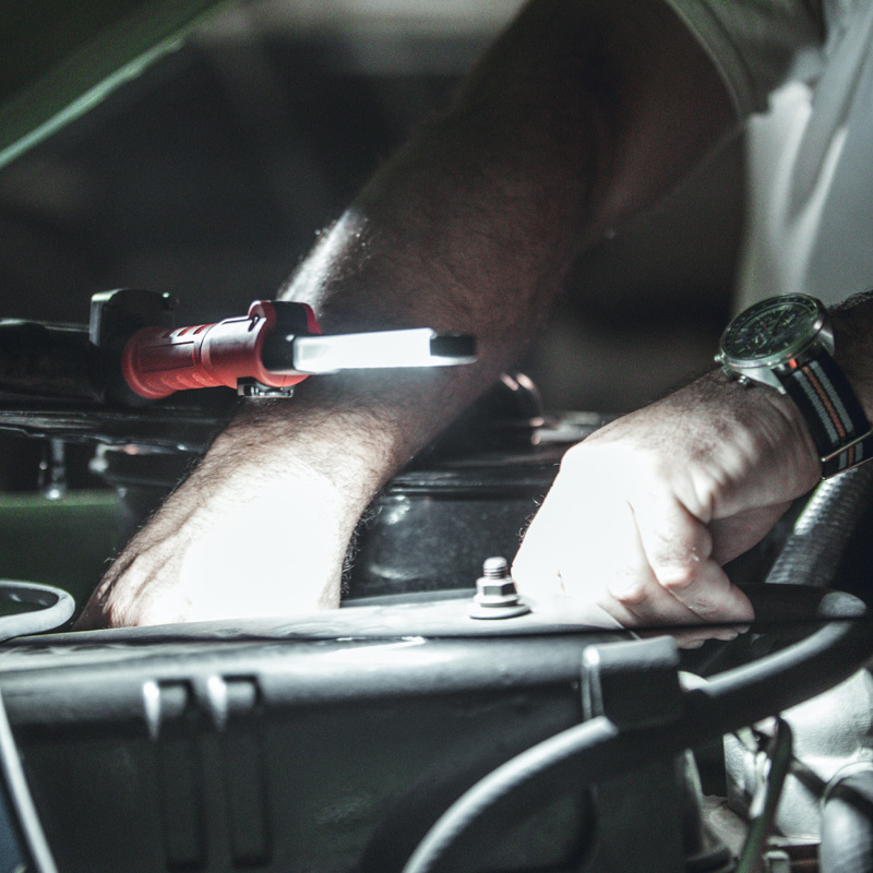 Strion Switchblade® | Rechargeable Light Bar | Streamlight®