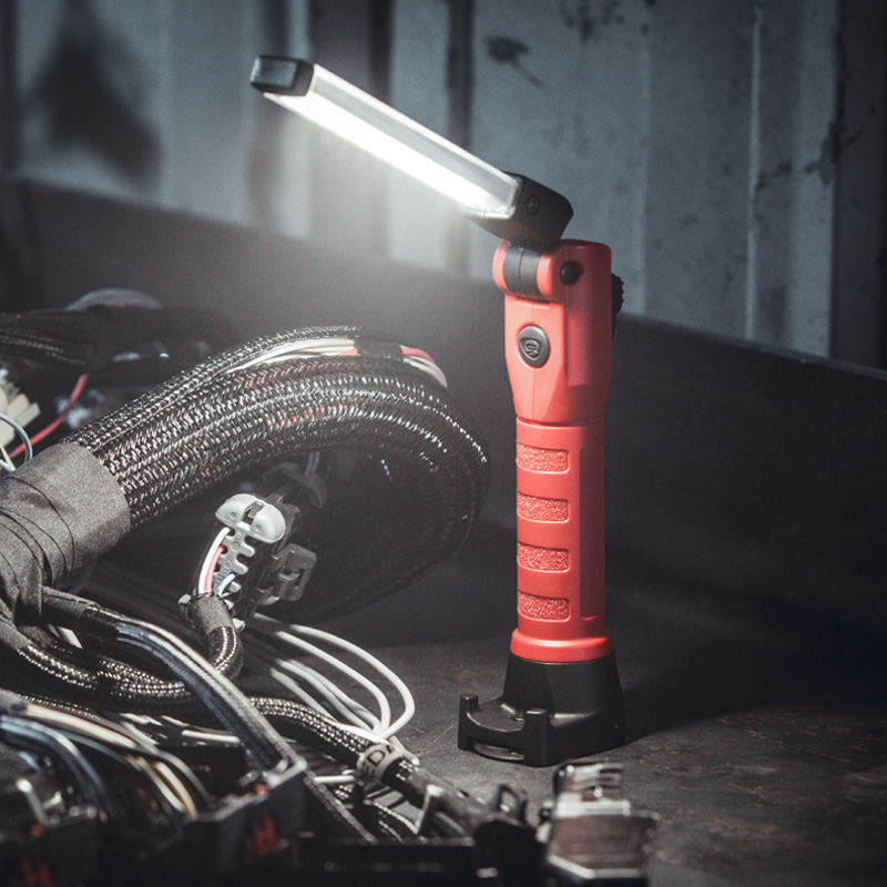 Strion Switchblade® | Rechargeable Light Bar | Streamlight®