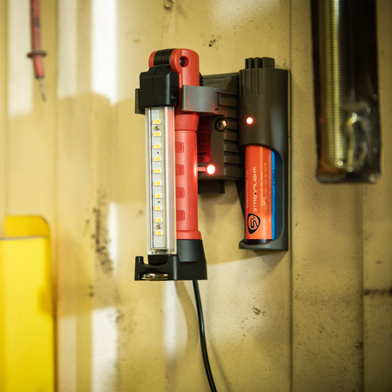Strion Switchblade® | Rechargeable Light Bar | Streamlight®