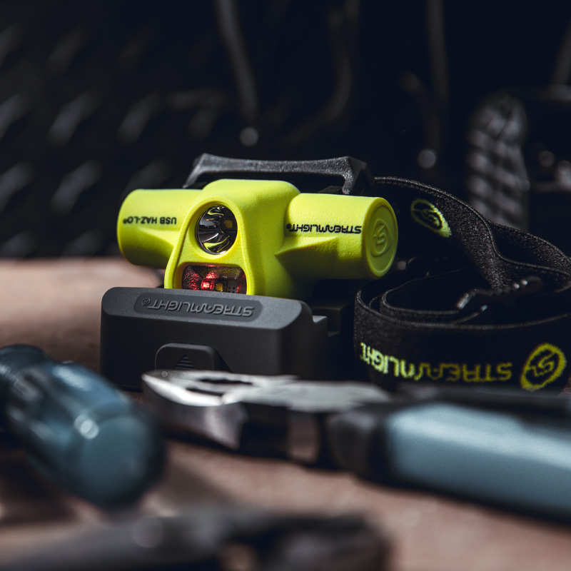 Light スプレーヤー&ウォッシュパッド USB HAZ-LO® | Rechargeable Safe Headlamp | Streamlight®