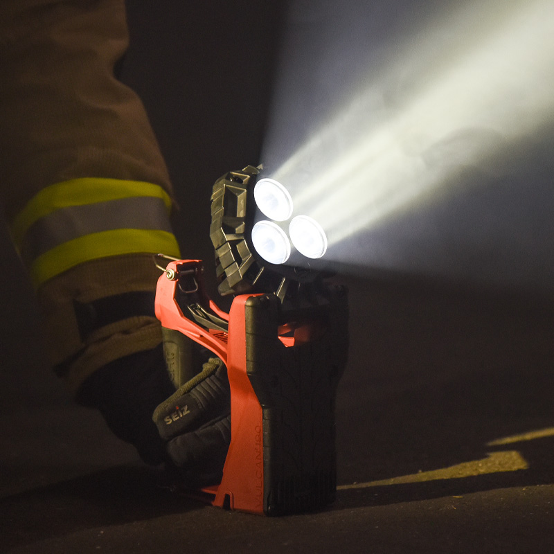 Vulcan® 180 | Emergency Scene Lantern | Streamlight®
